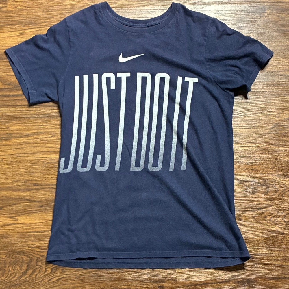Nike Graphic T-Shirt Mens Small Navy Blue Just Do It Swoosh Logo